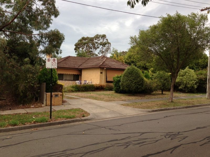 10 Railway Parade North, Glen Waverley VIC 3150