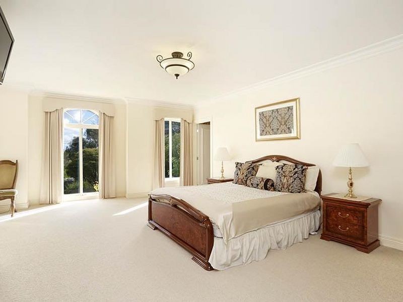 31 Bunker Crescent, Glen Waverley VIC 3150