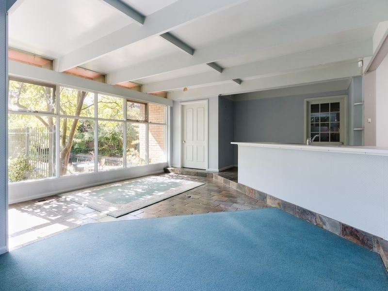 27 Miller Crescent, Mount Waverley VIC 3149