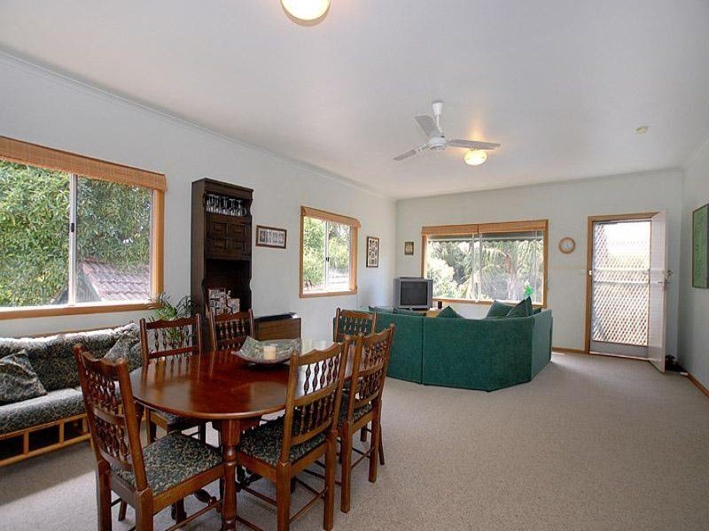 14 Blair Road, Glen Waverley VIC 3150