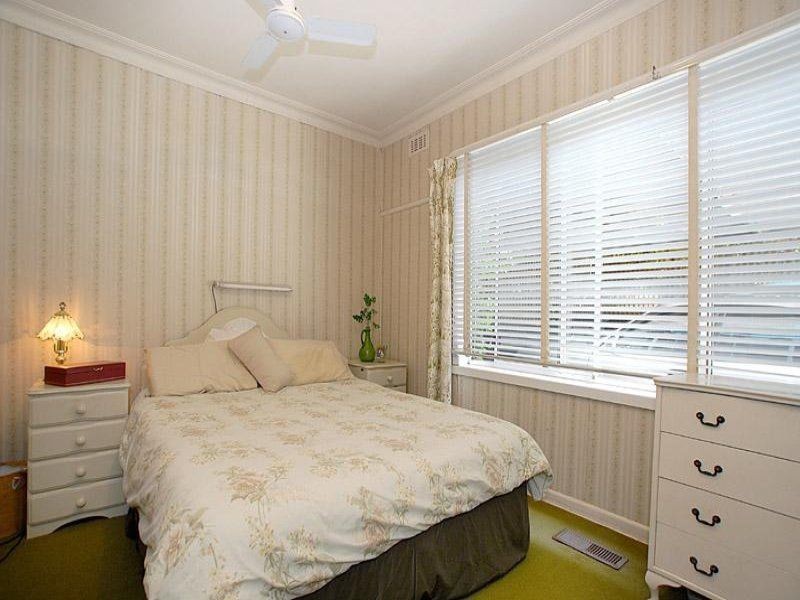 14 Blair Road, Glen Waverley VIC 3150