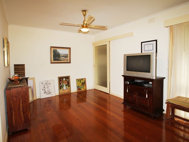 4/13 ST Johns Wood Road, Mount Waverley VIC 3149