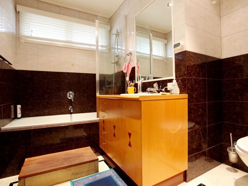 9 Entally Drive, Wheelers Hill VIC 3150