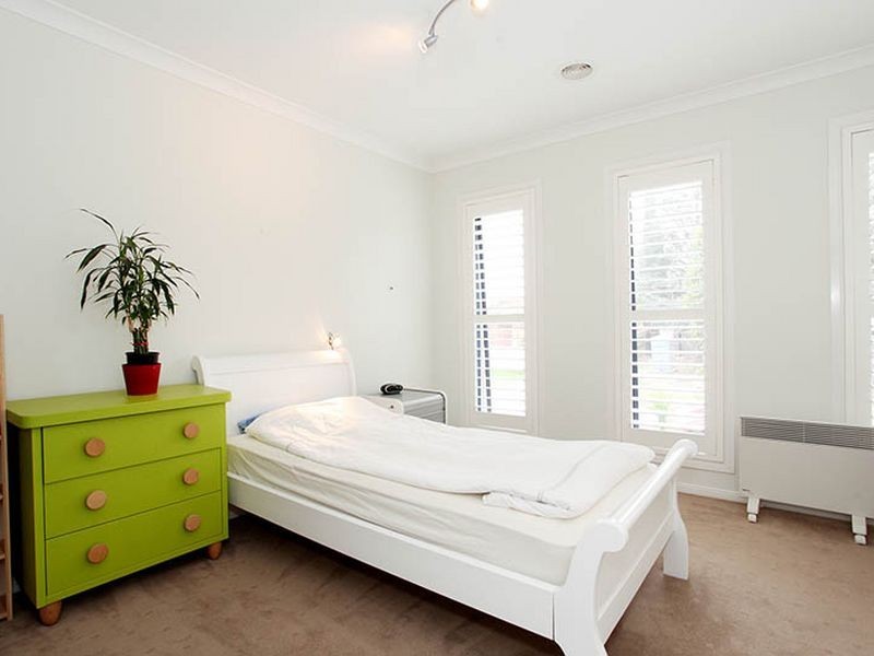 16 Martin Place, Glen Waverley VIC 3150
