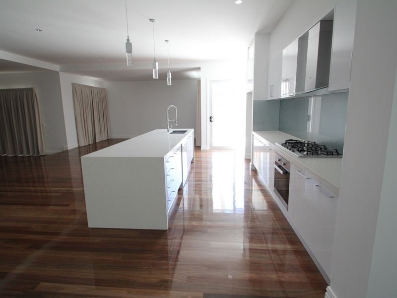 39 The Outlook, Glen Waverley VIC 3150