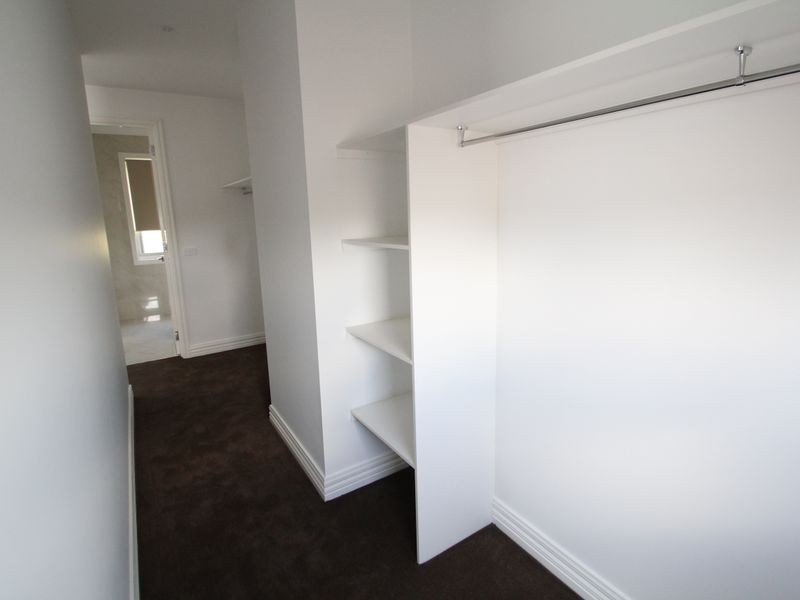 39 The Outlook, Glen Waverley VIC 3150