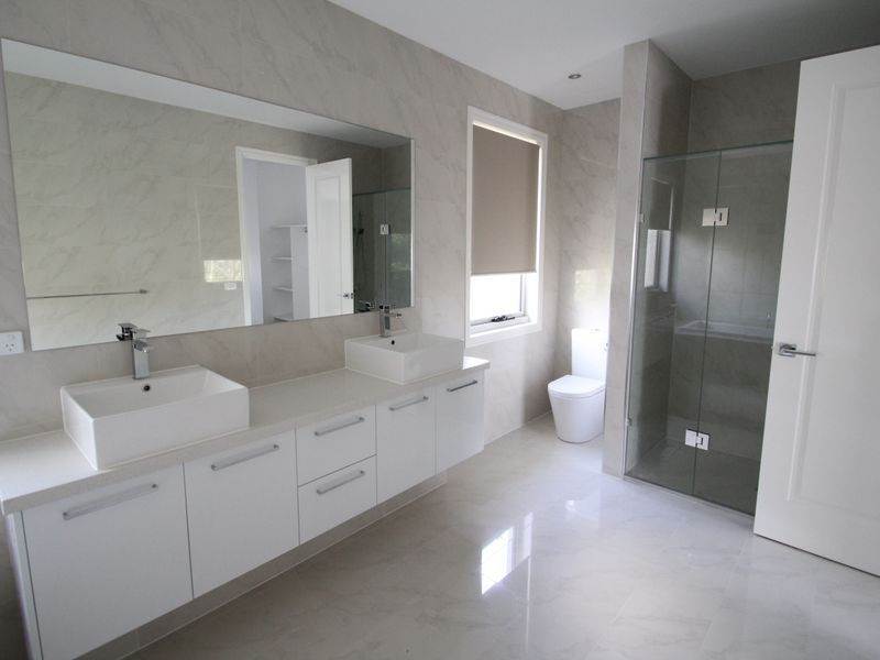 39 The Outlook, Glen Waverley VIC 3150