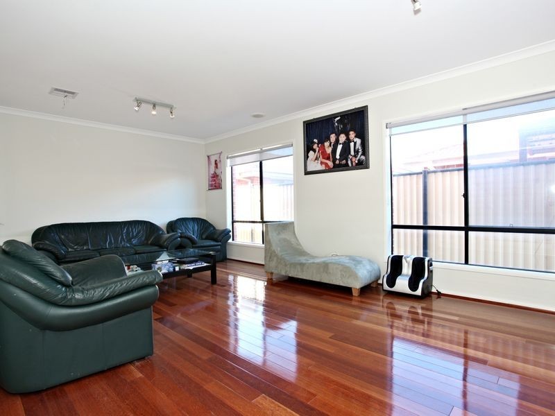 17 Ash Grove, Springvale VIC 3171