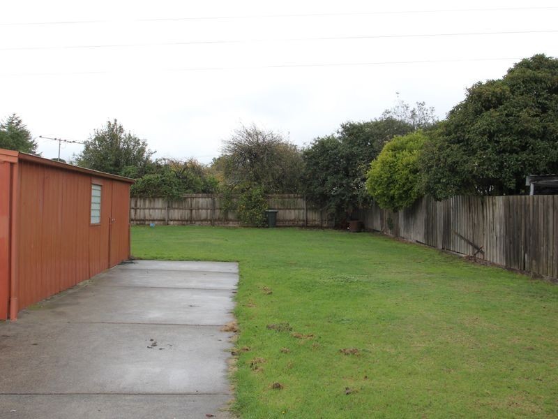 43 Whites Lane, Glen Waverley VIC 3150