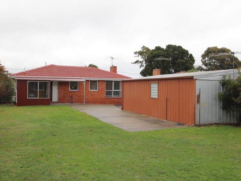 43 Whites Lane, Glen Waverley VIC 3150