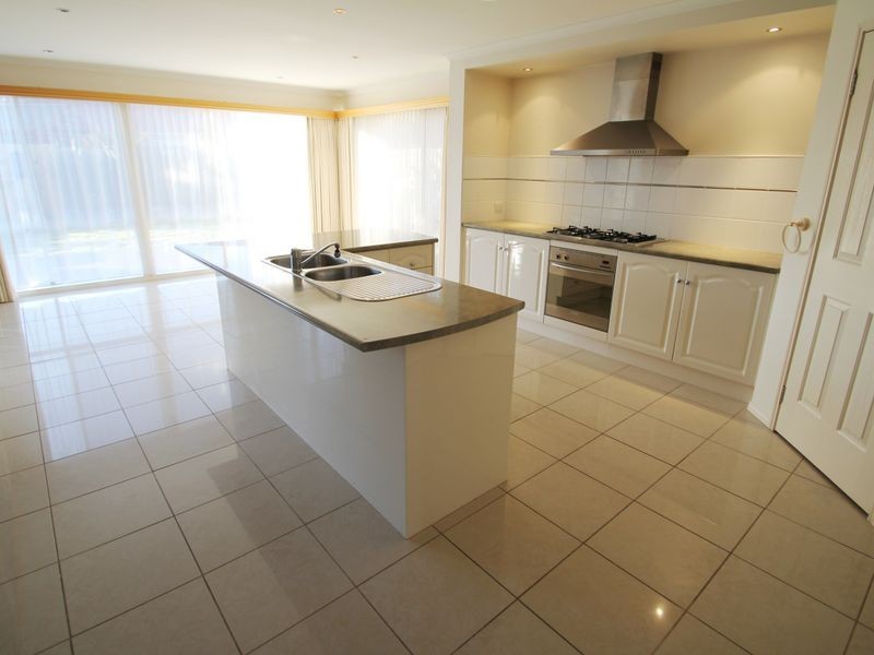 3 Plaza Court, Wantirna South VIC 3152