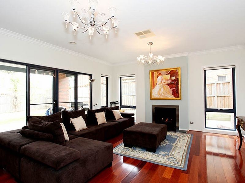 16 Martin Place, Glen Waverley VIC 3150