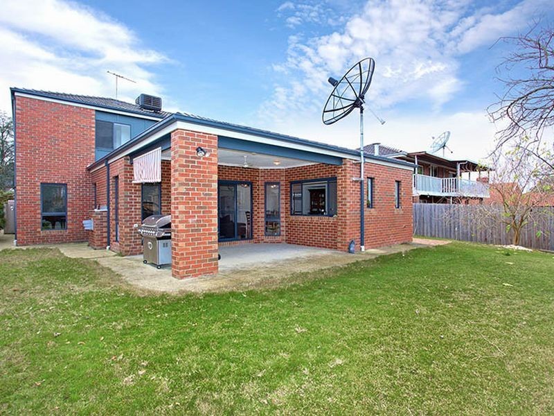 16 Martin Place, Glen Waverley VIC 3150