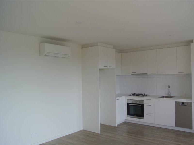 1002/39 Kingsway, Glen Waverley VIC 3150