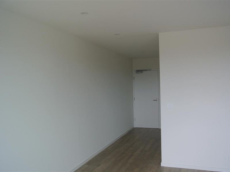 1002/39 Kingsway, Glen Waverley VIC 3150