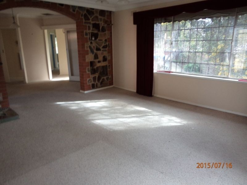 8 Springvale Road, Glen Waverley VIC 3150