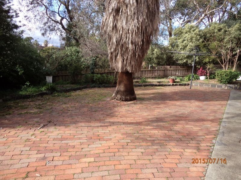 8 Springvale Road, Glen Waverley VIC 3150