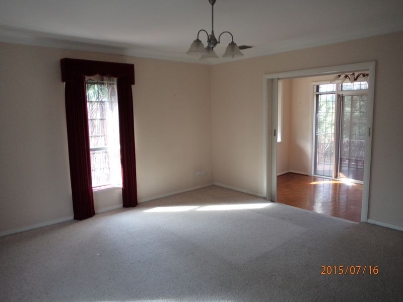 8 Springvale Road, Glen Waverley VIC 3150