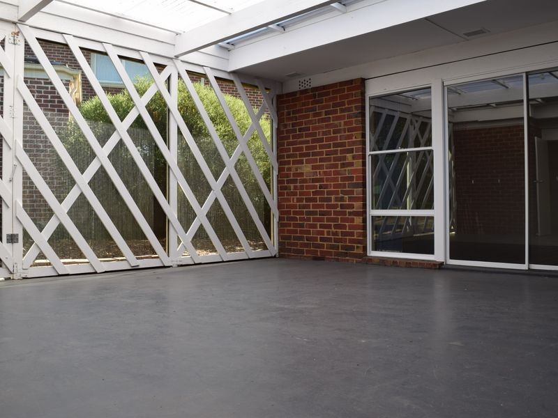 2 Coral Court, Glen Waverley VIC 3150