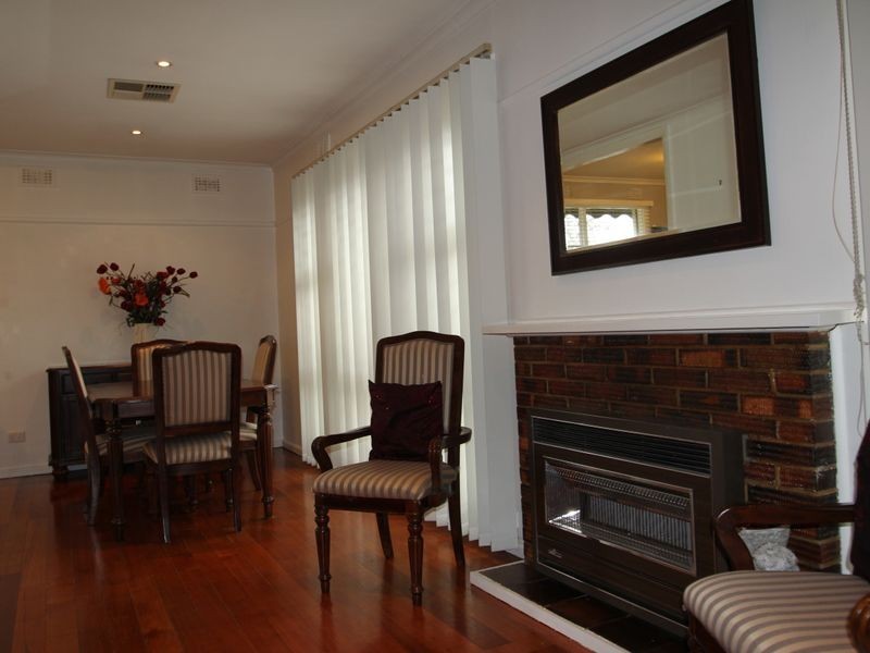 1/11 Quentin Street, Forest Hill VIC 3131