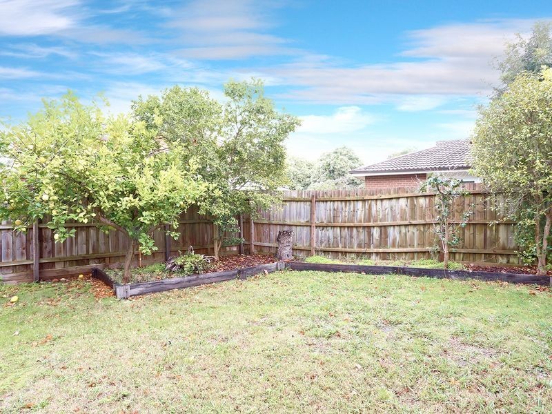 7 Medina Road, Glen Waverley VIC 3150