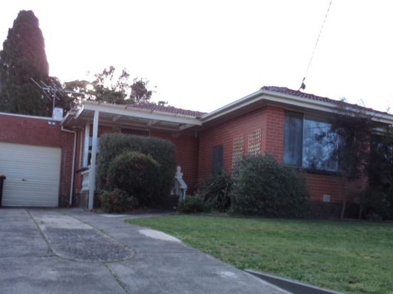 9 Malcolm Cres, Keysborough VIC 3173