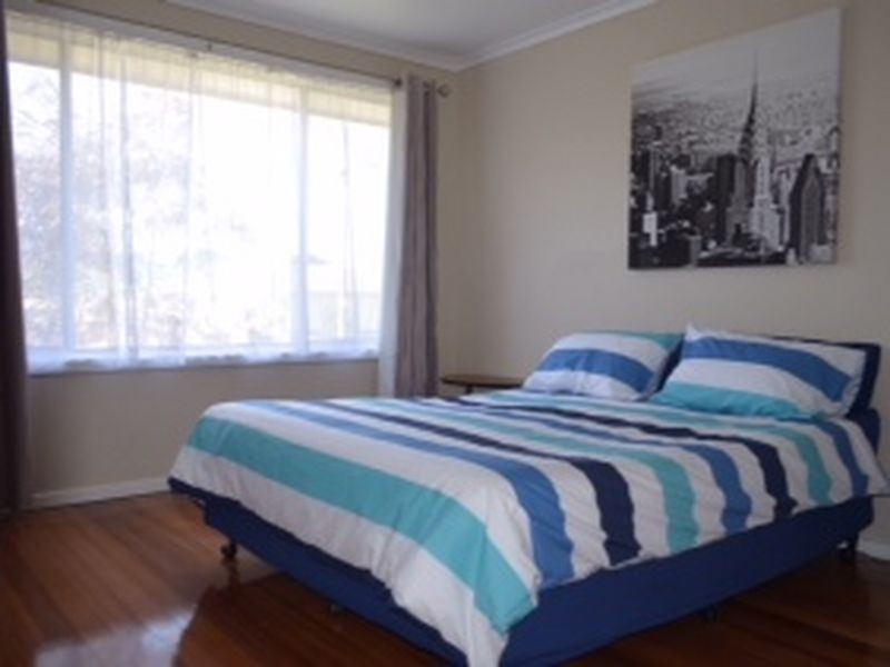 9 Malcolm Cres, Keysborough VIC 3173
