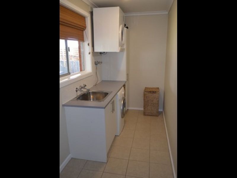 9 Malcolm Cres, Keysborough VIC 3173