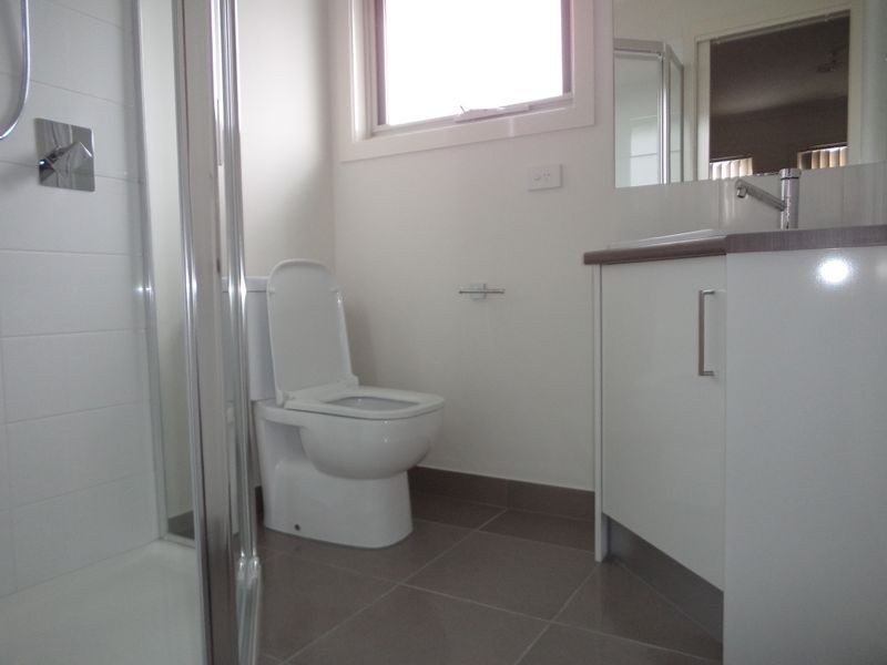 1/1 Rutherglen street, Noble Park VIC 3174