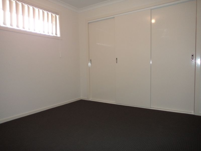 4/1 Rutherglen street, Noble Park VIC 3174