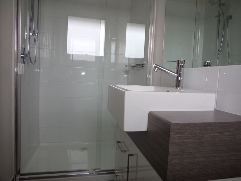 4/1 Rutherglen street, Noble Park VIC 3174