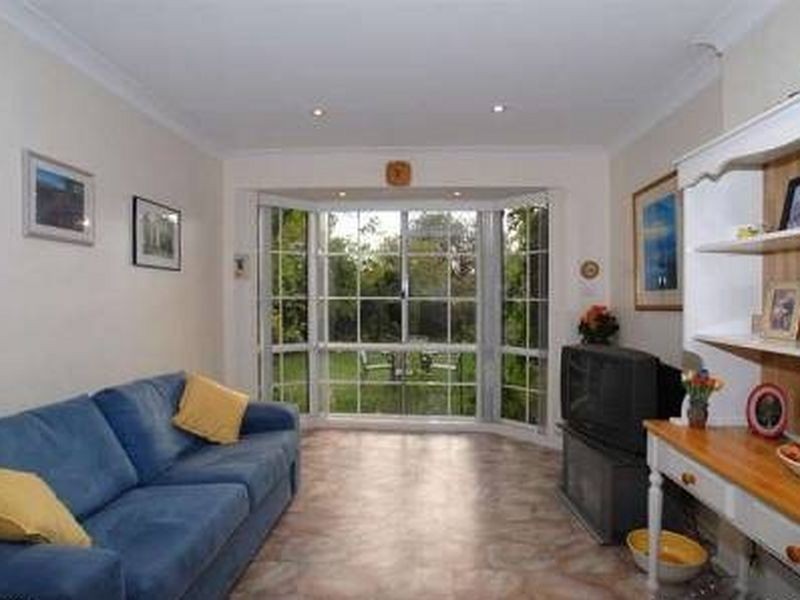 2 Oxley Close, Glen Waverley VIC 3150