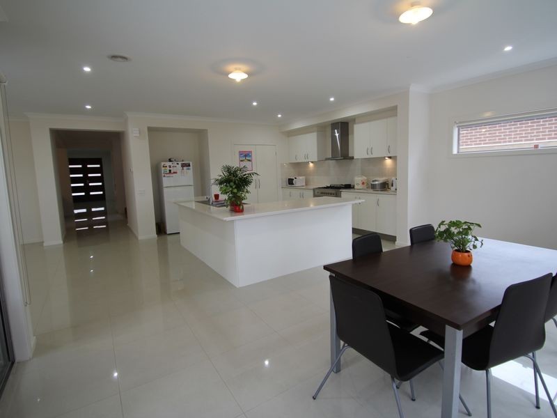 58 Elmswood Boulevard, Keysborough VIC 3173