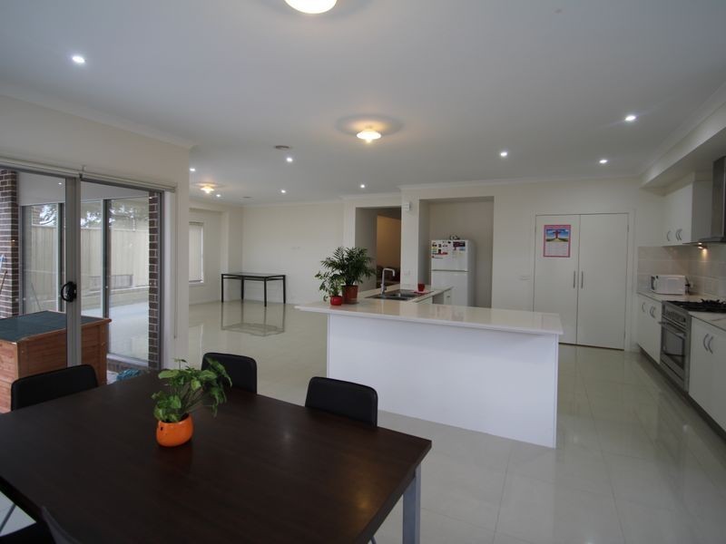 58 Elmswood Boulevard, Keysborough VIC 3173