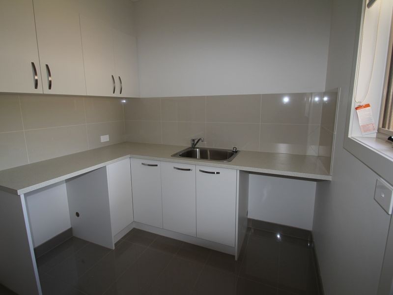 2/40 The Outlook, Glen Waverley VIC 3150