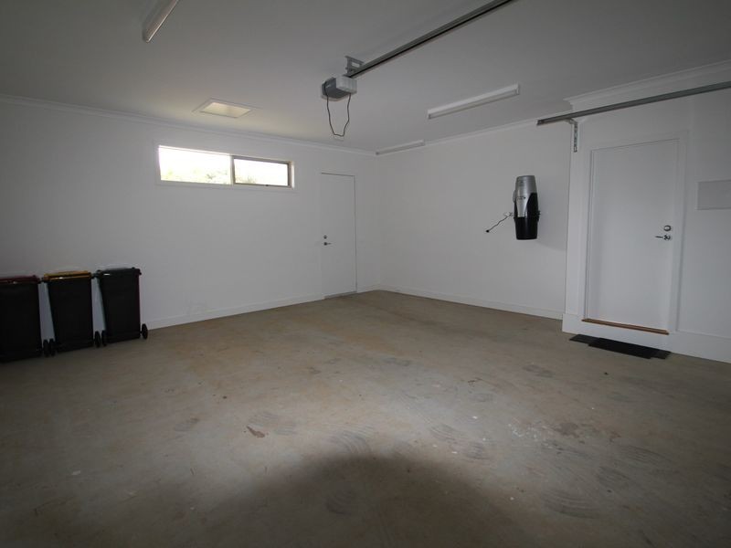 2/40 The Outlook, Glen Waverley VIC 3150