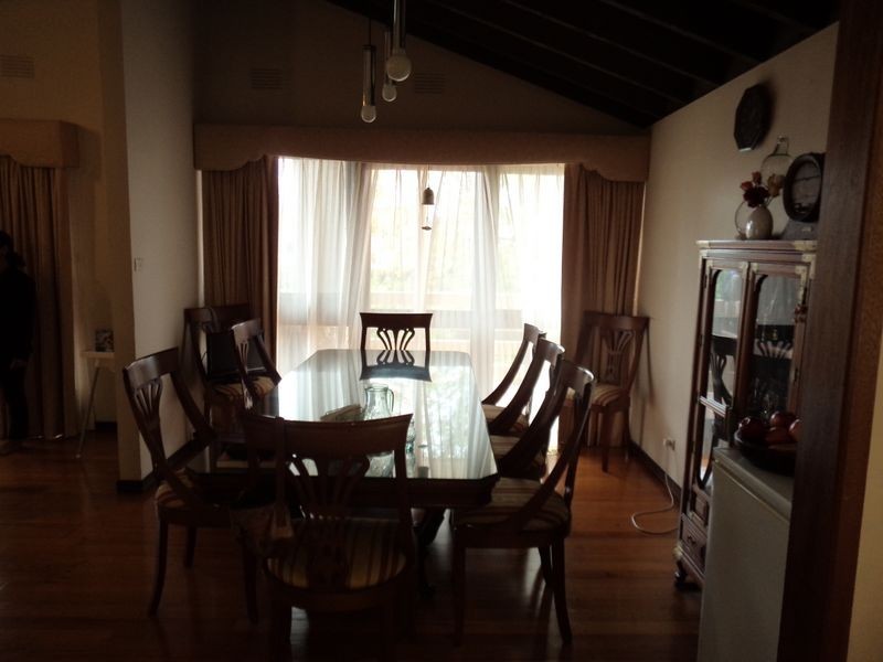 24 Garnett Road, Wheelers Hill VIC 3150