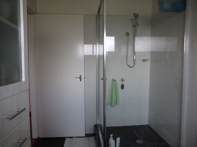 24 Garnett Road, Wheelers Hill VIC 3150