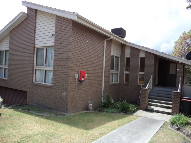 24 Garnett Road, Wheelers Hill VIC 3150