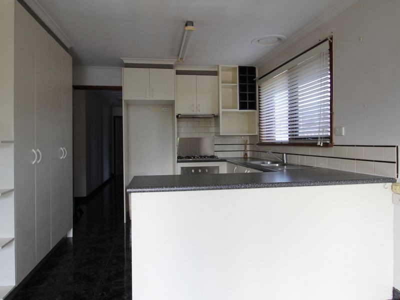 5 Matthew place, Dandenong North VIC 3175