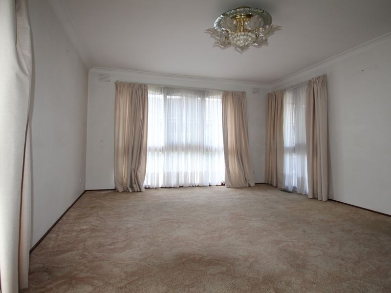 5 Matthew place, Dandenong North VIC 3175