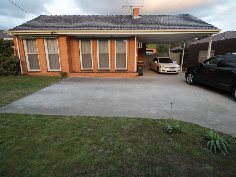 136 Blackburn Road, Glen Waverley VIC 3150