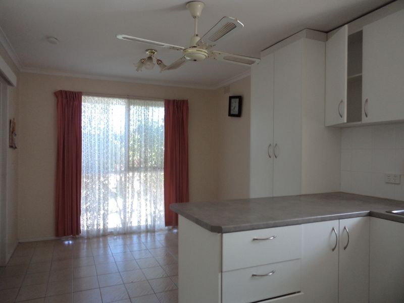 70 Victoria Avenue, Springvale VIC 3171