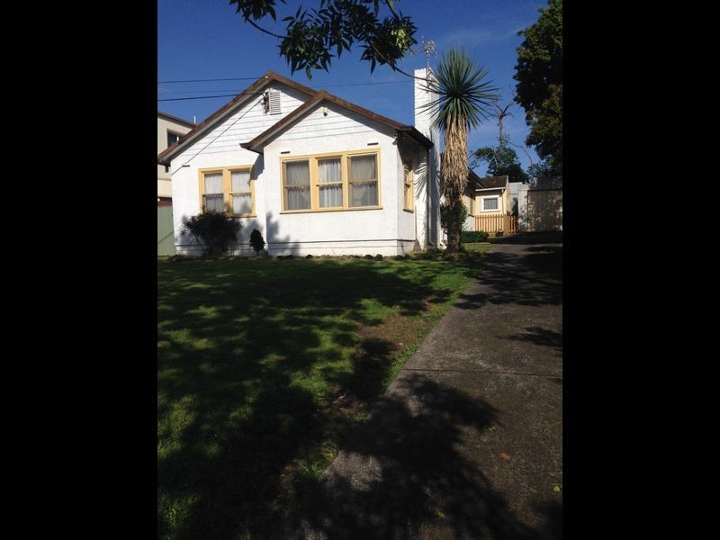 25 Saladin Avenue, Glen Waverley VIC 3150