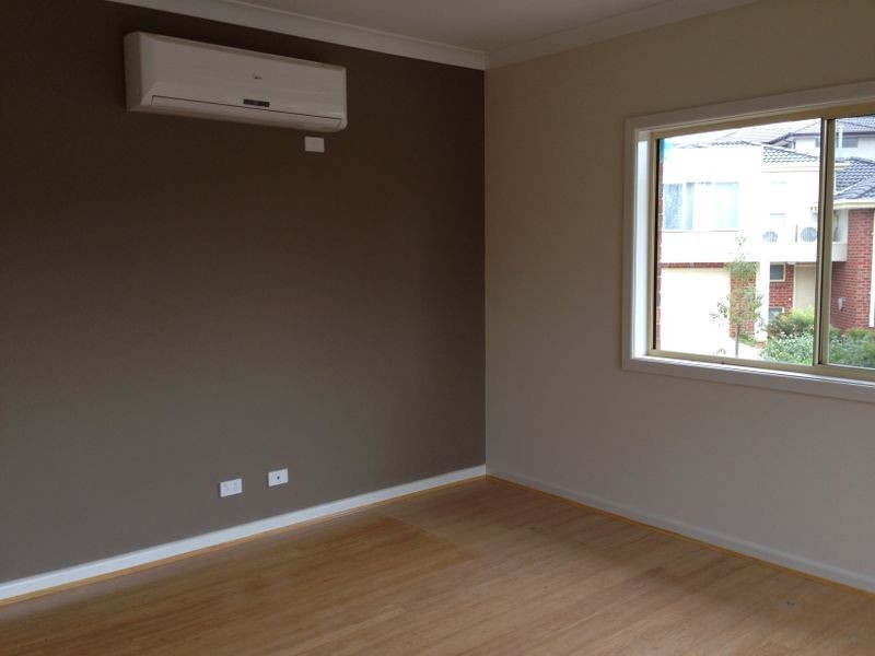 2/24 Angus Drive, Glen Waverley VIC 3150