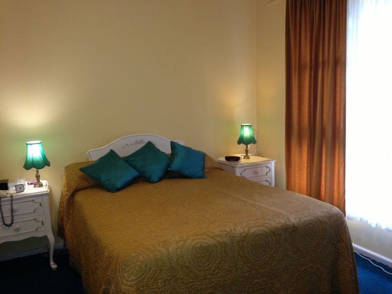 35 Lincoln Avenue, Glen Waverley VIC 3150