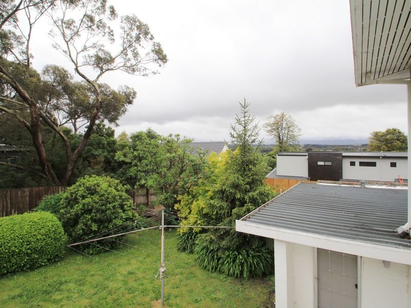 33 Charlotte Street, Glen Waverley VIC 3150