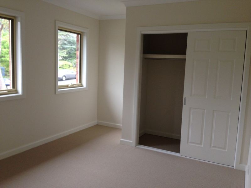 2/24 Angus Drive, Glen Waverley VIC 3150