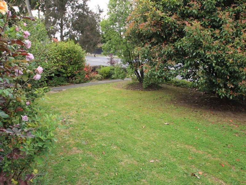 812 High Street Road, Glen Waverley VIC 3150