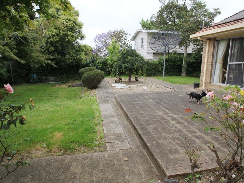 27 Charlotte Street, Glen Waverley VIC 3150